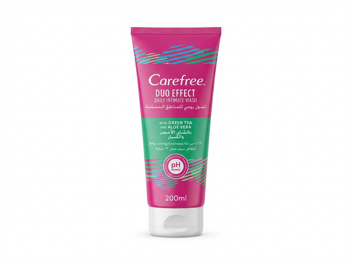 Carefree Duo Effect Daily Intimate Wash with Green Tea and Aloe Vera